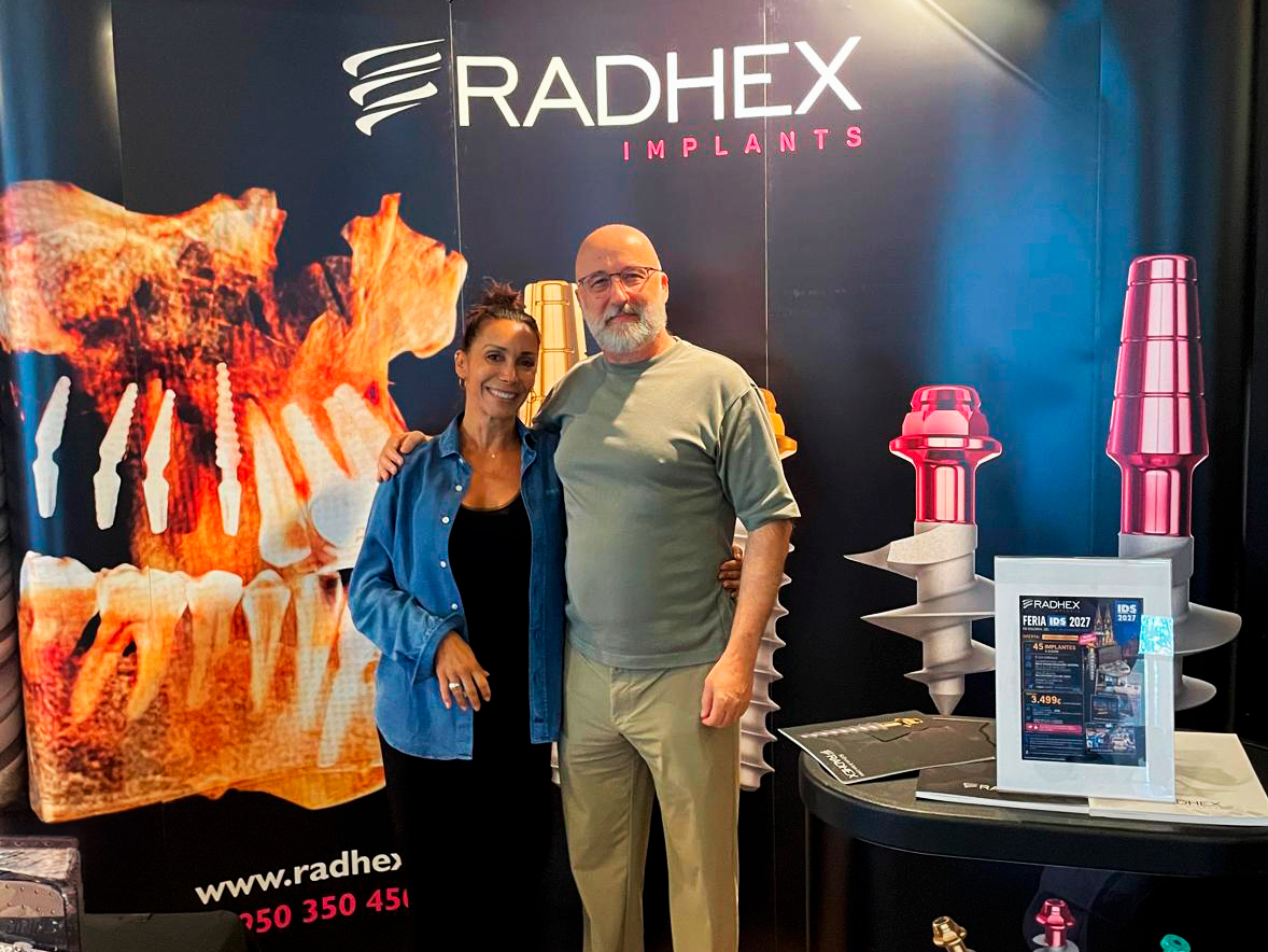 XXXVI Congreso Nacional y XXIX Congreso Internacional de la Sociedad Española de Implantes XXXVI Congreso Nacional y XXIX Congreso Internacional de la Sociedad Española de Implantes