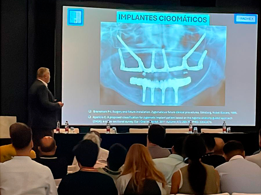 XXXVI Congreso Nacional y XXIX Congreso Internacional de la Sociedad Española de Implantes XXXVI Congreso Nacional y XXIX Congreso Internacional de la Sociedad Española de Implantes