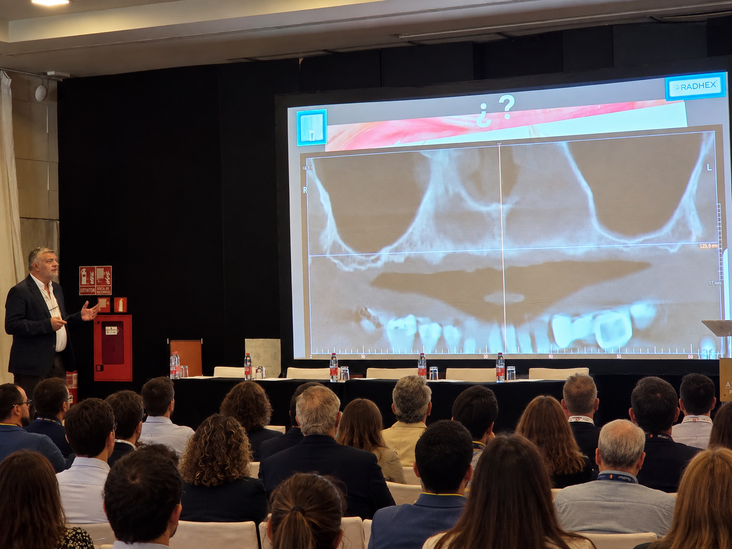 XXXVI Congreso Nacional y XXIX Congreso Internacional de la Sociedad Española de Implantes XXXVI Congreso Nacional y XXIX Congreso Internacional de la Sociedad Española de Implantes